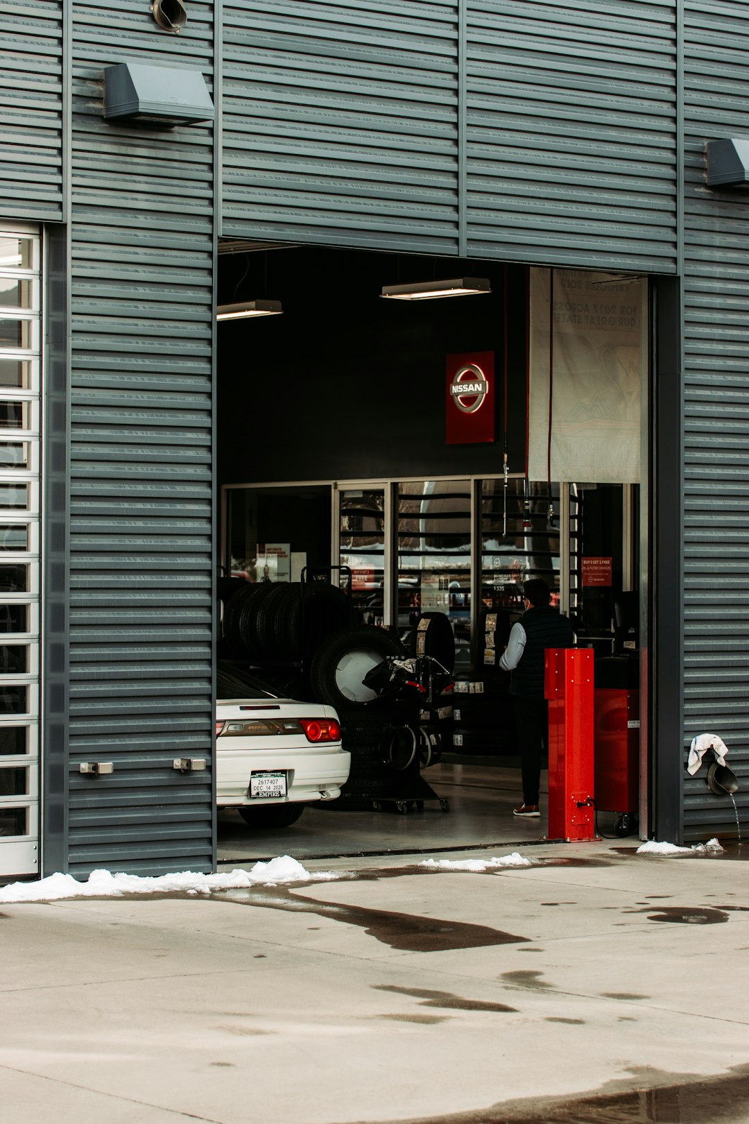 Engine repair service